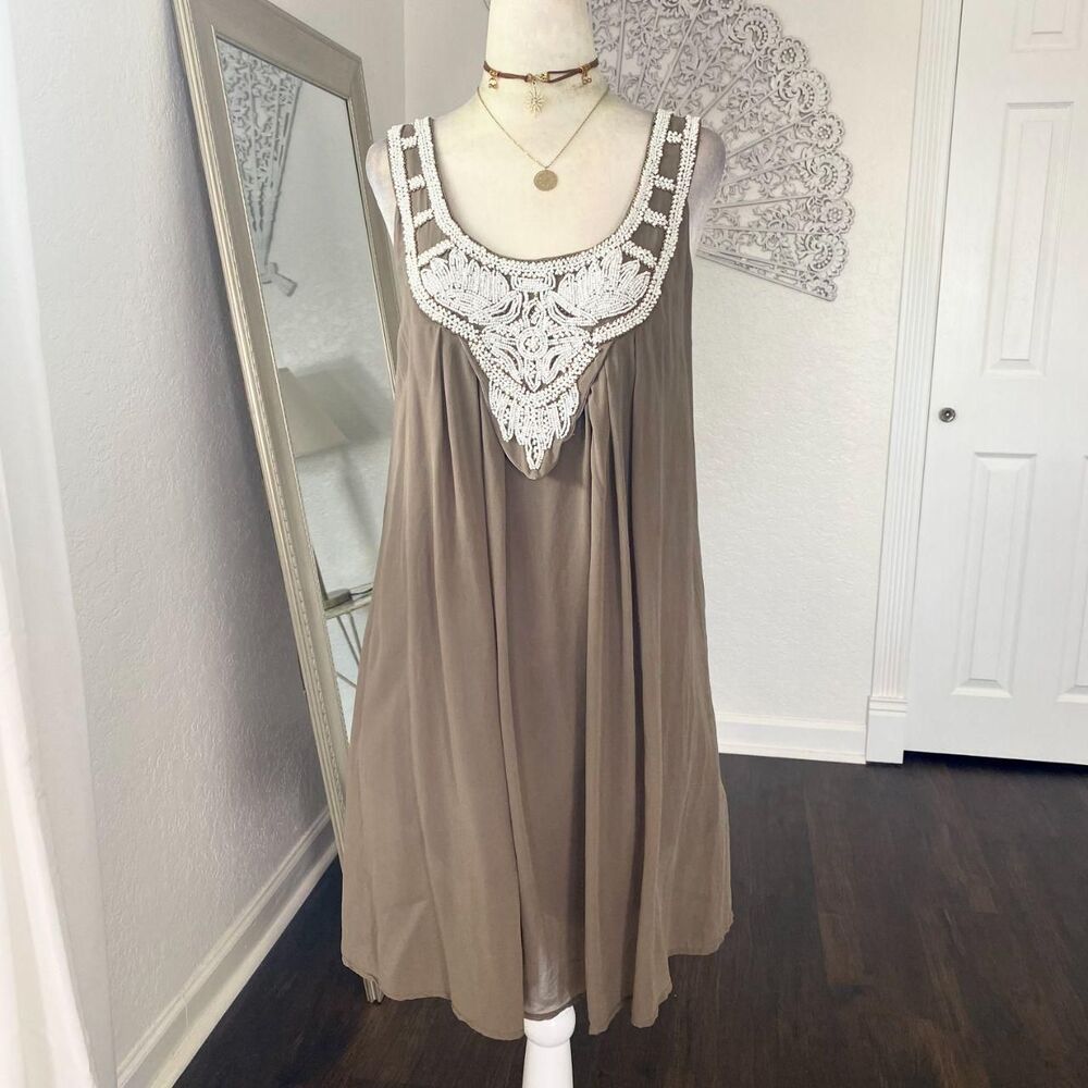 Boston Proper Taupe Silk Beaded Siren Mermaid Babydoll Mini Dress US 6 / S